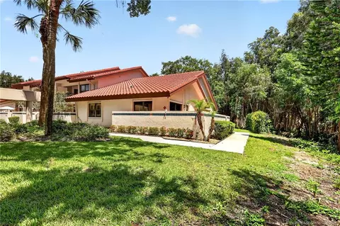 6041 SE Martinique Dr #104, Stuart, FL 34997