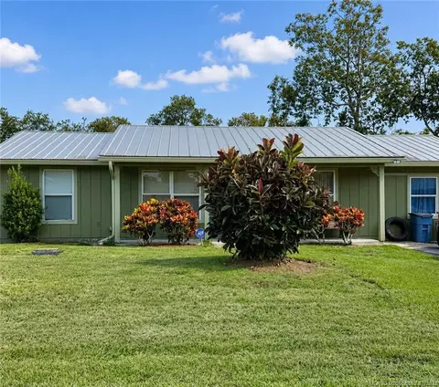 1374 SW Thelma St, Palm City, FL 34990