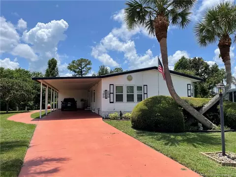 14711 SW Divot Dr, Indiantown, FL 34956