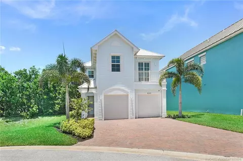 8109 SE Asaro St, Hobe Sound, FL 33455