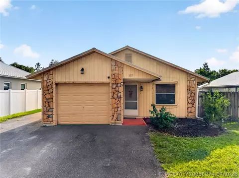 1625 22nd Ave SW, Vero Beach, FL 32962