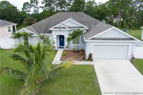 1780 SW Buttercup Ave, Port Saint Lucie, FL 34953