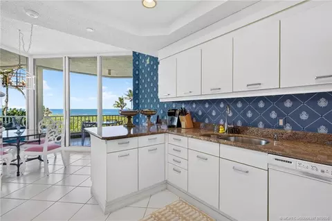 Kitchen - 2920 SE Dune Dr #210, Stuart, FL 34996 photo 1 of 5
