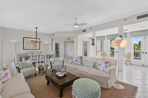 Living - 2920 SE Dune Dr #210, Stuart, FL 34996 photo 2 of 4