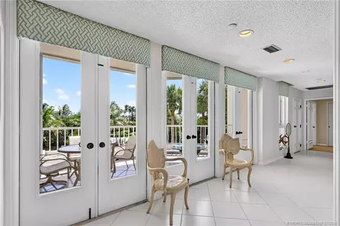 Entry Way - 2920 SE Dune Dr #210, Stuart, FL 34996 photo 2 of 2