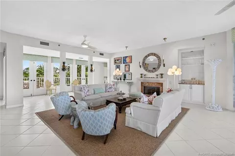 Living - 2920 SE Dune Dr #210, Stuart, FL 34996 photo 3 of 4