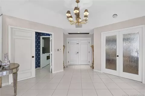 Entry Way - 2920 SE Dune Dr #210, Stuart, FL 34996 photo 1 of 2