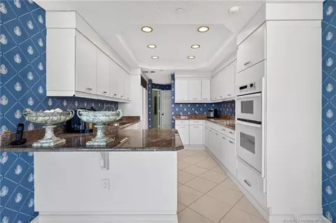 Kitchen - 2920 SE Dune Dr #210, Stuart, FL 34996 photo 3 of 5