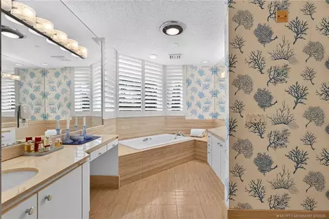 Bath - 2920 SE Dune Dr #210, Stuart, FL 34996 photo 5 of 7