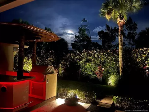 Exterior - 4586 SE Manatee Ter, Stuart, FL 34997 photo 8 of 17