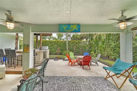 Exterior - 4586 SE Manatee Ter, Stuart, FL 34997 photo 9 of 17