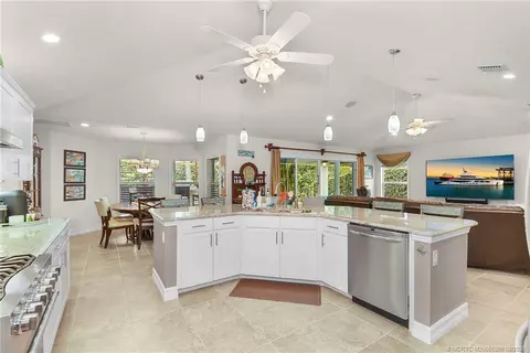 Kitchen - 4586 SE Manatee Ter, Stuart, FL 34997 photo 2 of 6