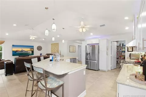 Kitchen - 4586 SE Manatee Ter, Stuart, FL 34997 photo 1 of 6