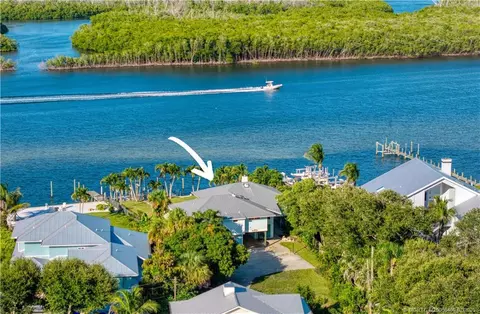 View/Area - 5644 SE Harbor Ter, Stuart, FL 34997 photo 11 of 14