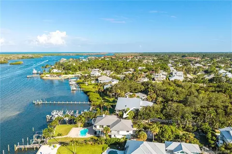 View/Area - 5644 SE Harbor Ter, Stuart, FL 34997 photo 12 of 14