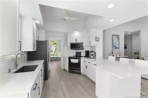 Kitchen - 1577 SW Balmoral Trce, Stuart, FL 34997 photo 3 of 5