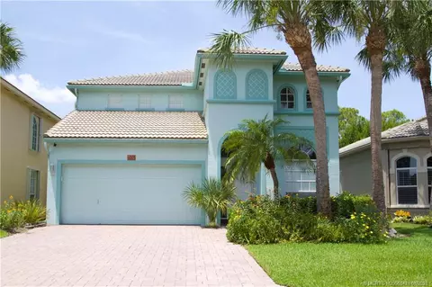 4005 NW Deer Oak Dr, Jensen Beach, FL 34957