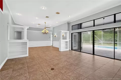 Living - 672 SE Pin Oak Ter, Stuart, FL 34997 photo 4 of 15