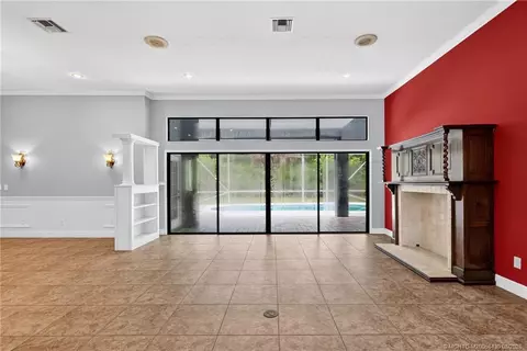 Living - 672 SE Pin Oak Ter, Stuart, FL 34997 photo 3 of 15
