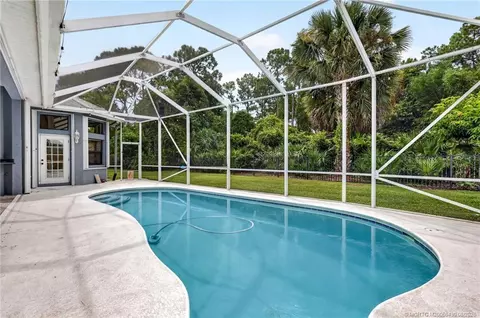 Exterior - 672 SE Pin Oak Ter, Stuart, FL 34997 photo 10 of 13