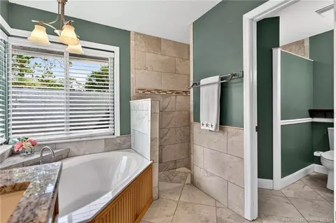 Bath - 672 SE Pin Oak Ter, Stuart, FL 34997 photo 3 of 7