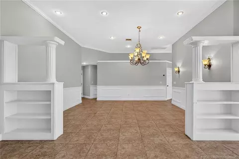 Living - 672 SE Pin Oak Ter, Stuart, FL 34997 photo 7 of 15