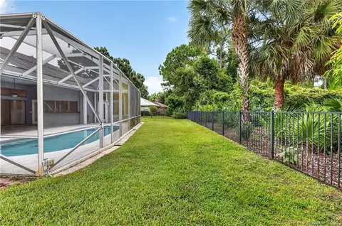 Exterior - 672 SE Pin Oak Ter, Stuart, FL 34997 photo 12 of 13