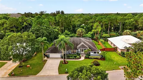 View/Area - 672 SE Pin Oak Ter, Stuart, FL 34997 photo 1 of 8
