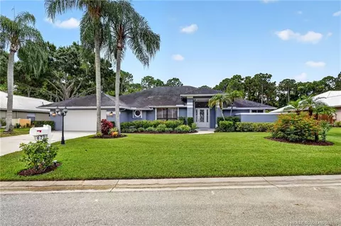 Exterior - 672 SE Pin Oak Ter, Stuart, FL 34997 photo 4 of 13