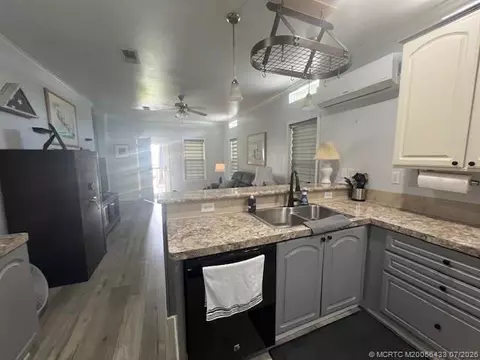 2555 Pga Blvd #180 A, Palm Beach Gardens, FL 33410