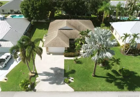 446 NE Vanda Terrado, Jensen Beach, FL 34957