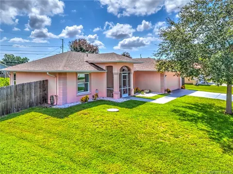 2007 SE Heathwood Cir, Port Saint Lucie, FL 34952