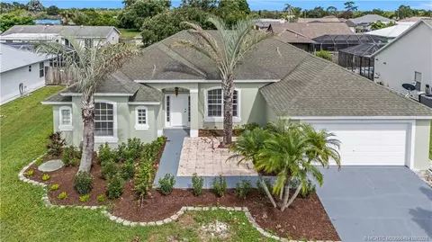 1949 SE Doverbrook St, Port Saint Lucie, FL 34983