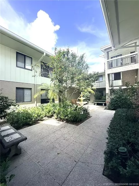 Exterior - 800 NW Fork Rd #10-10, Stuart, FL 34994 photo 1 of 7