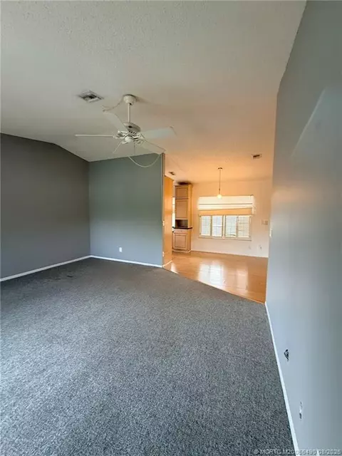 Living - 800 NW Fork Rd #10-10, Stuart, FL 34994 photo 5 of 5