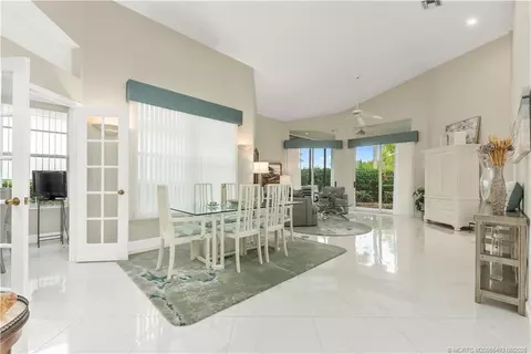 2251 NW Seagrass Dr, Palm City, FL 34990