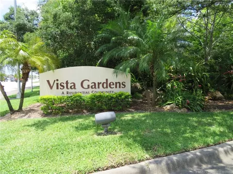 40 Vista Gardens Trl #204, Vero Beach, FL 32962