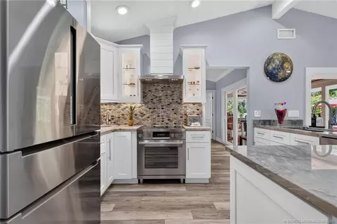 Kitchen - 12257 Sandy Run, Jupiter, FL 33478 photo 10 of 12