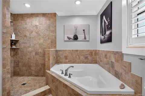 Bath - 12257 Sandy Run, Jupiter, FL 33478 photo 2 of 6