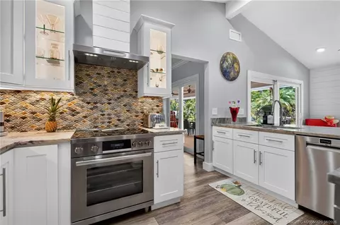 Kitchen - 12257 Sandy Run, Jupiter, FL 33478 photo 9 of 12