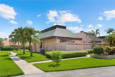3319 SE La Prado Ct, Port Saint Lucie, FL 34952