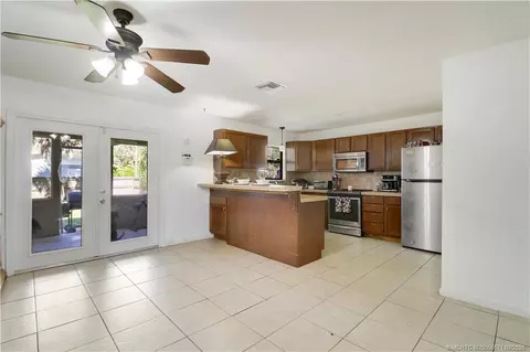 Kitchen - 5765 SE Rosemont Ave, Stuart, FL 34997 photo 1 of 6