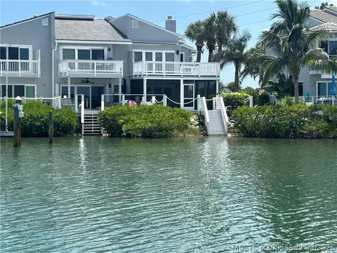 2416 Harbour Cove Dr, Hutchinson Island, FL 34949