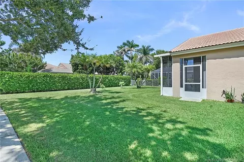 Exterior - 2937 SE Kingsmill Pl, Stuart, FL 34997 photo 4 of 8