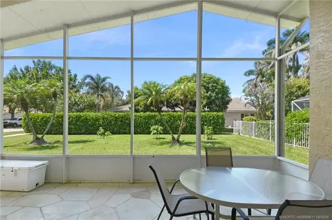 Exterior - 2937 SE Kingsmill Pl, Stuart, FL 34997 photo 2 of 8