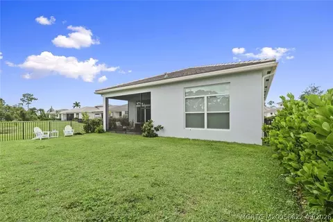 Exterior - 6941 SE Haven Ln, Stuart, FL 34997 photo 5 of 9