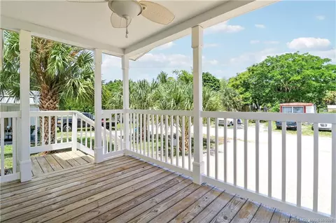 264 NE Oak St, Stuart, FL 34994 photo 31