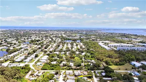264 NE Oak St, Stuart, FL 34994 photo 26