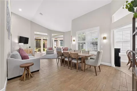 2205 NW Seagrass Dr, Palm City, FL 34990