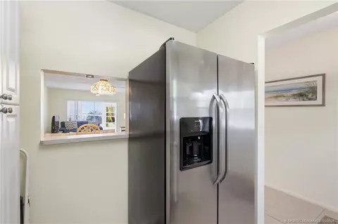Kitchen - 2950 SE Ocean Blvd SE #43-2, Stuart, FL 34996 photo 2 of 2